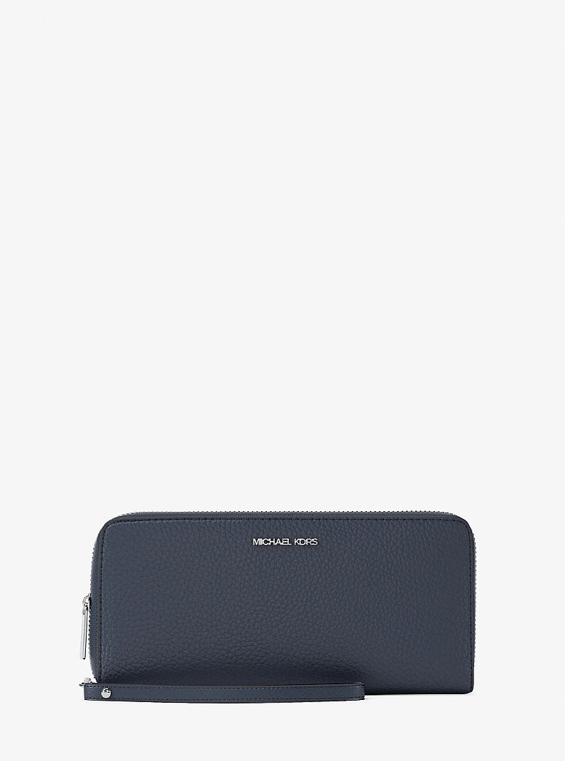 Carteira Michael Kors Large Pebbled Leather Continental Wallet, Couro Pebbled, cor Azul Marinho, vista frontal | Original Exports
