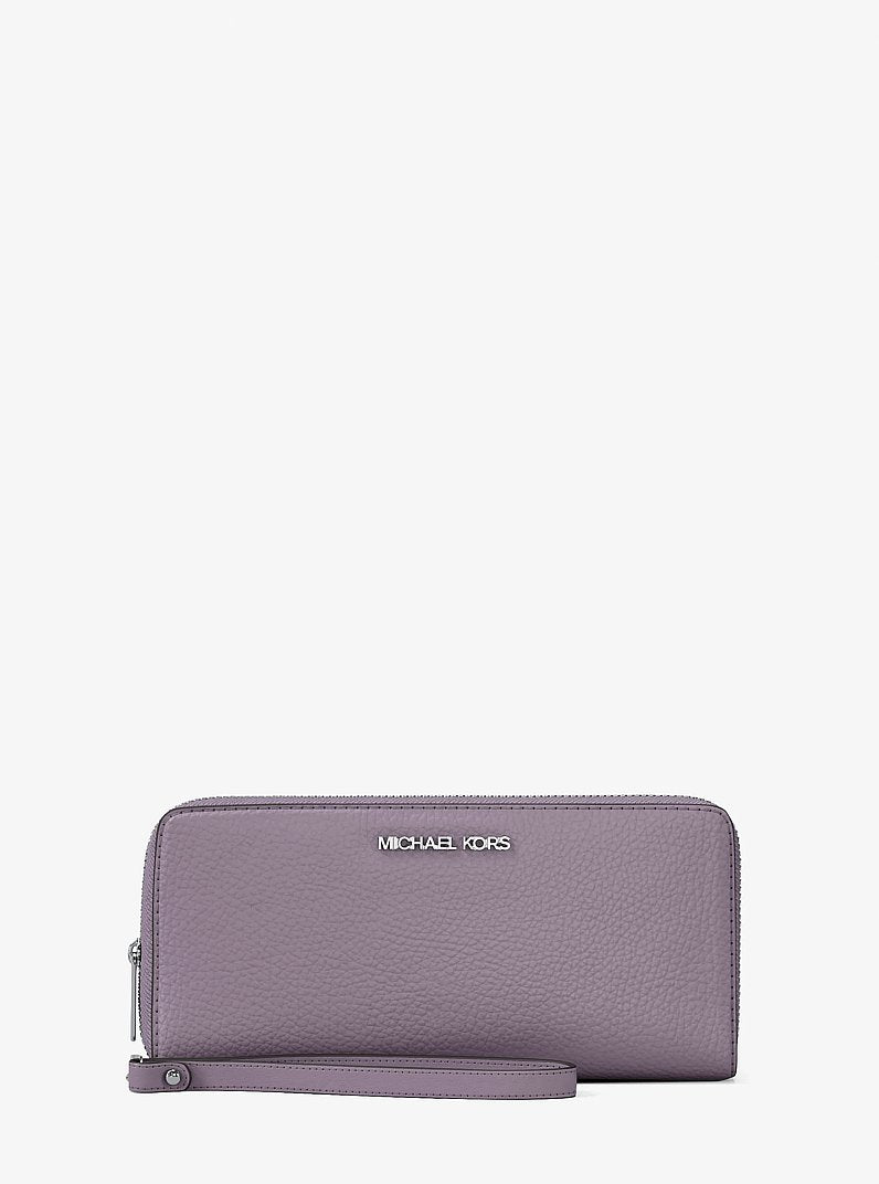Carteira Michael Kors Large Pebbled Leather Continental Wallet, Couro Pebbled, cor Lilás, vista frontal | Original Exports