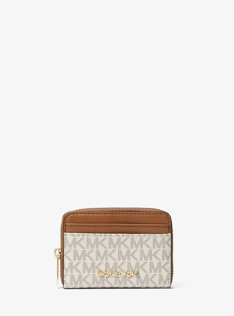 Porta-cartões Michael Kors Jet Set Travel Medium Logo Zip-Around Card Case, Lona com Logo Signature, cor Vanilla (Bege Claro), vista frontal | Original Exports