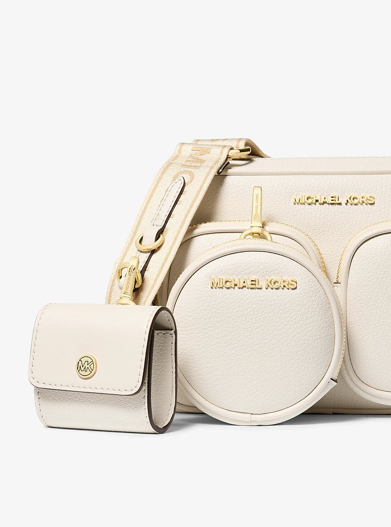 Jet Set Travel Medium Leather Messenger Bag in LT CREAM | Michael Kors