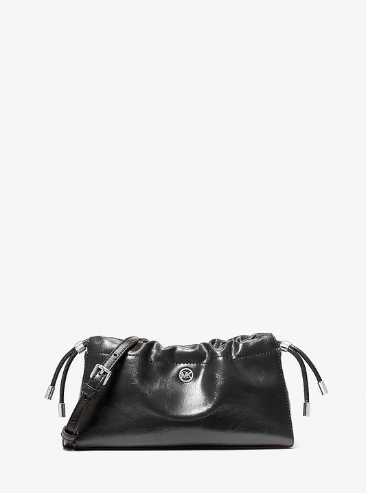 Michael Kors Matilda Small Cinched Crossbody Bag en Black — vista frontal | Original Export