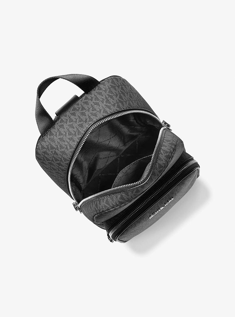 Bolsa Michael Kors Cooper Logo Sling Pack, Lona com Logo Signature, cor Preto, vista lateral | Original Exports