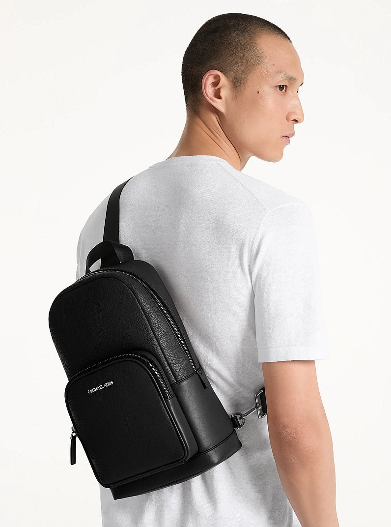 Bolsa Michael Kors Cooper Pebbled Leather Sling Pack, Couro Pebbled, cor Preto, vista interna | Original Exports