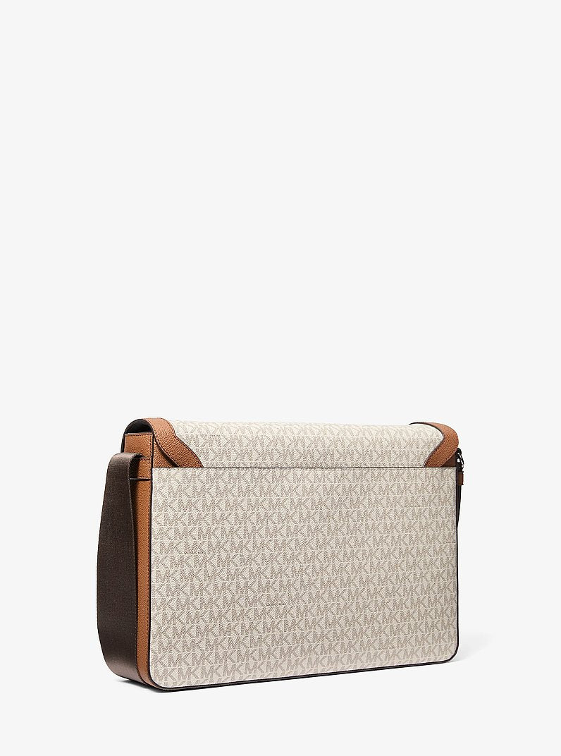 Bolsa Michael Kors Pacey Embellished Signature Logo Messenger Bag, Lona com Logo Signature, cor Vanilla Combo, vista interna | Original Exports