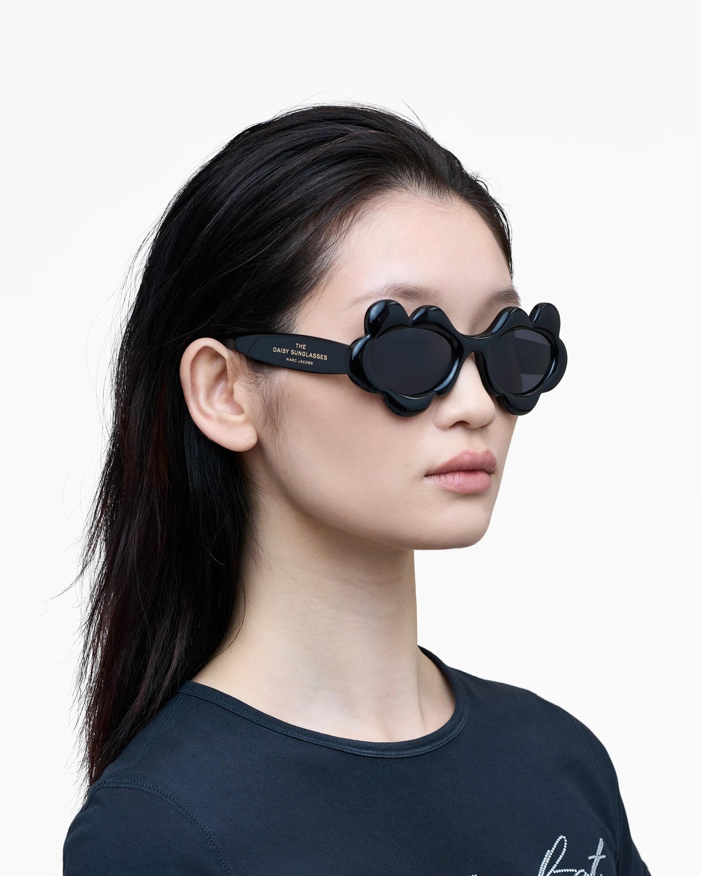 Óculos de Sol Marc Jacobs The Daisy Sunglasses, Acetato, cor Preto, vista lateral | Original Exports
