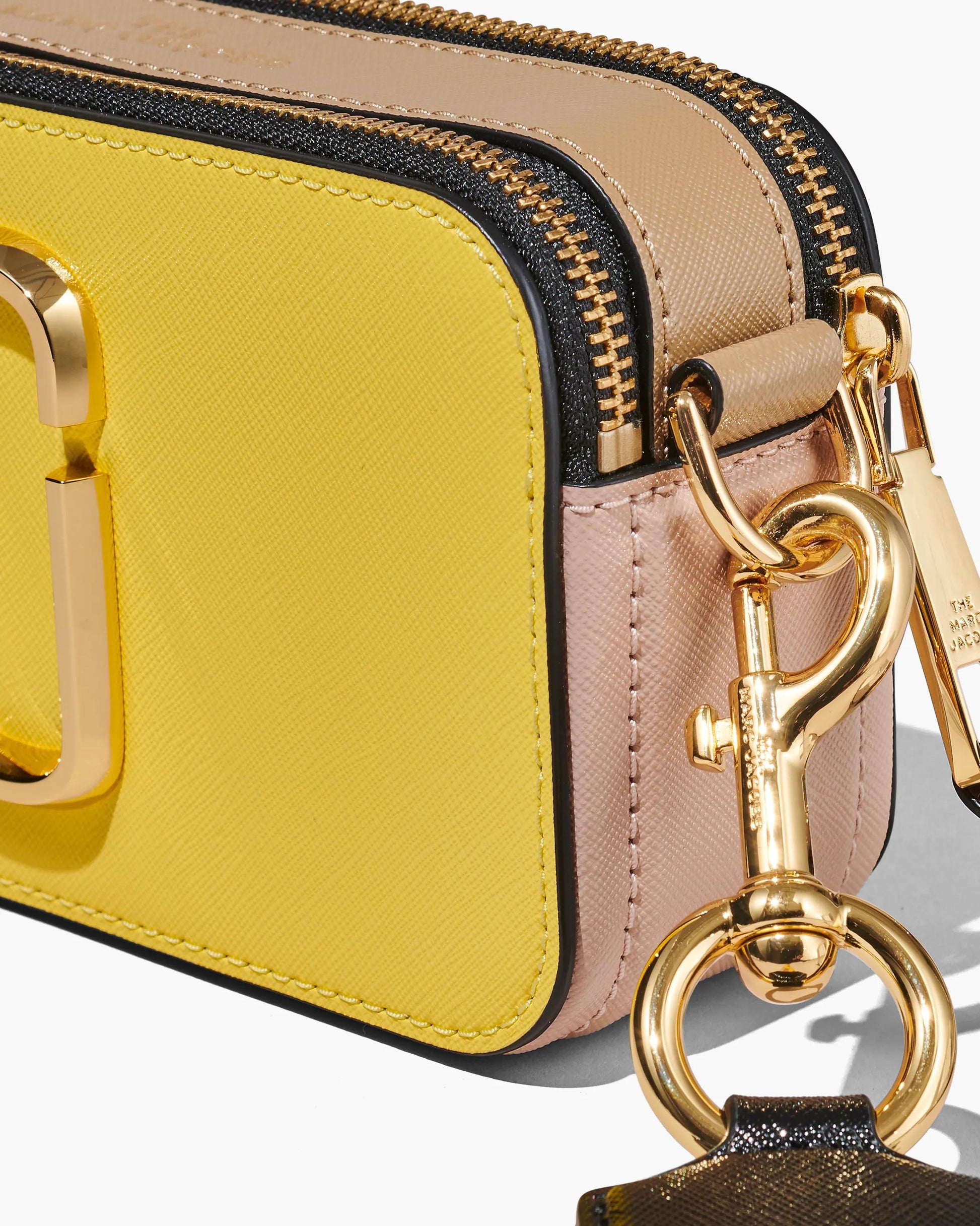 Bolsa Marc Jacobs The Snapshot Mini, Couro Saffiano Legítimo, cor Amarelo Creme Multicolor, vista interna | Original Exports