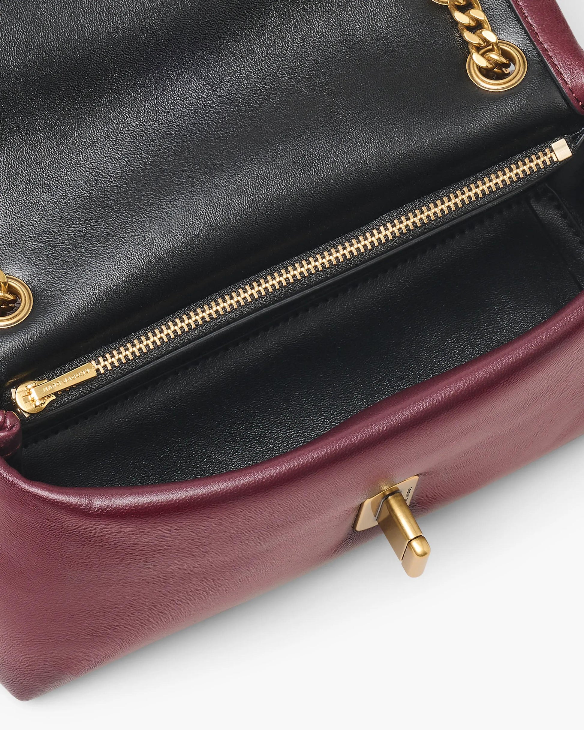 Bolsa Marc Jacobs Scene Chain Mini Bag, Couro de Carneiro, cor Vinho Tinto Escuro, vista interna | Original Exports