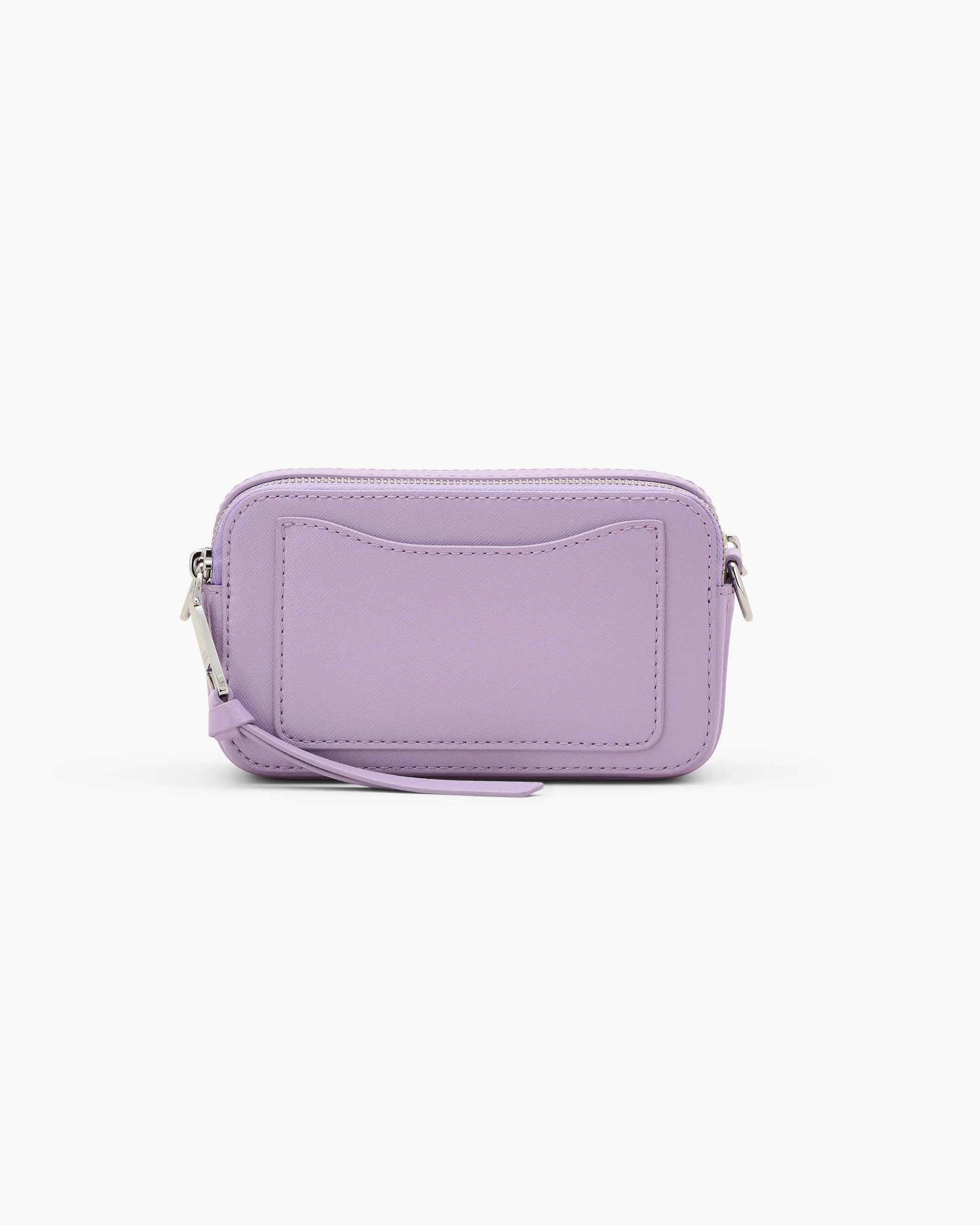 Bolsa Marc Jacobs The Snapshot, Couro Saffiano Legítimo, cor Lilás, detalhe do material | Original Exports