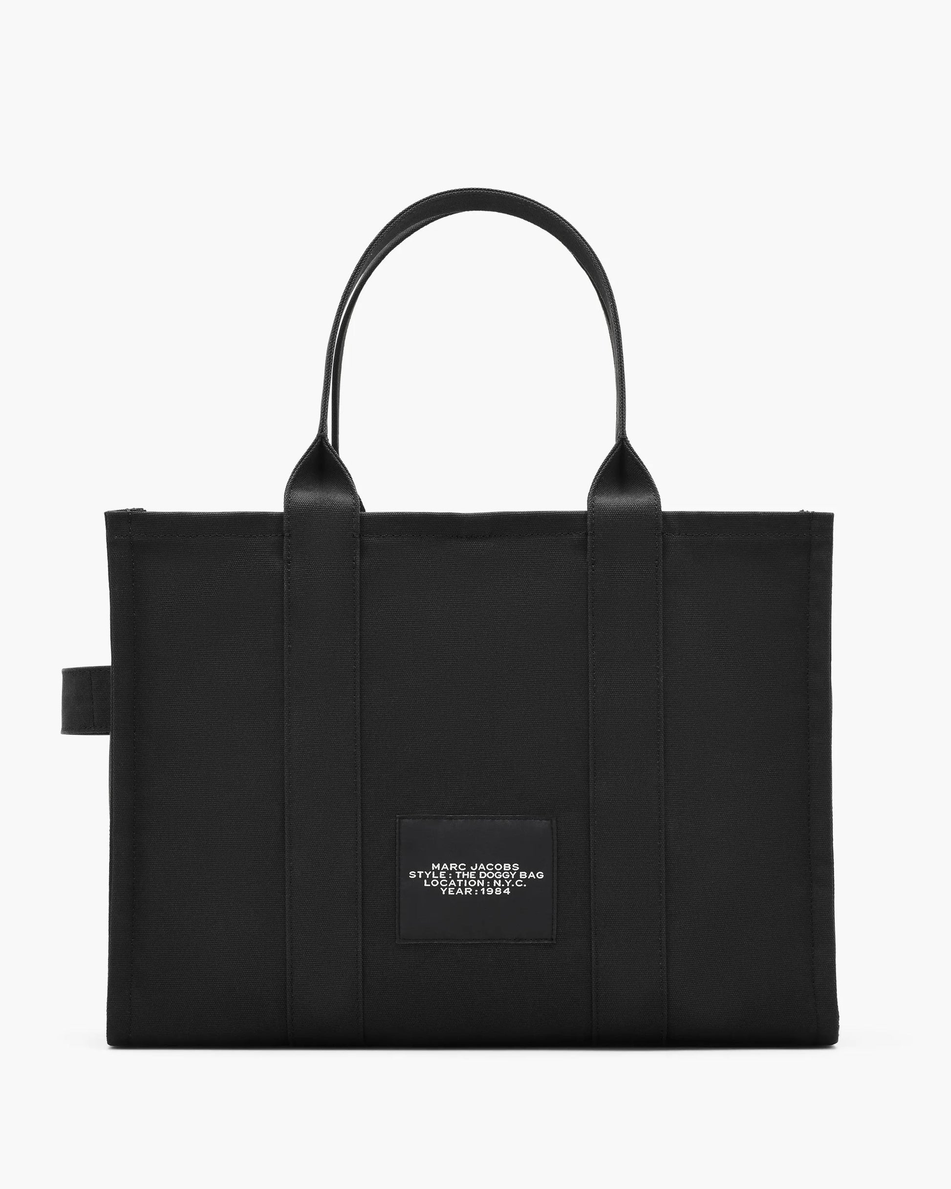 Bolsa Marc Jacobs The Doggy Bag, Lona resistente com forro impermeável lavável, cor Preto, detalhe do material | Original Exports