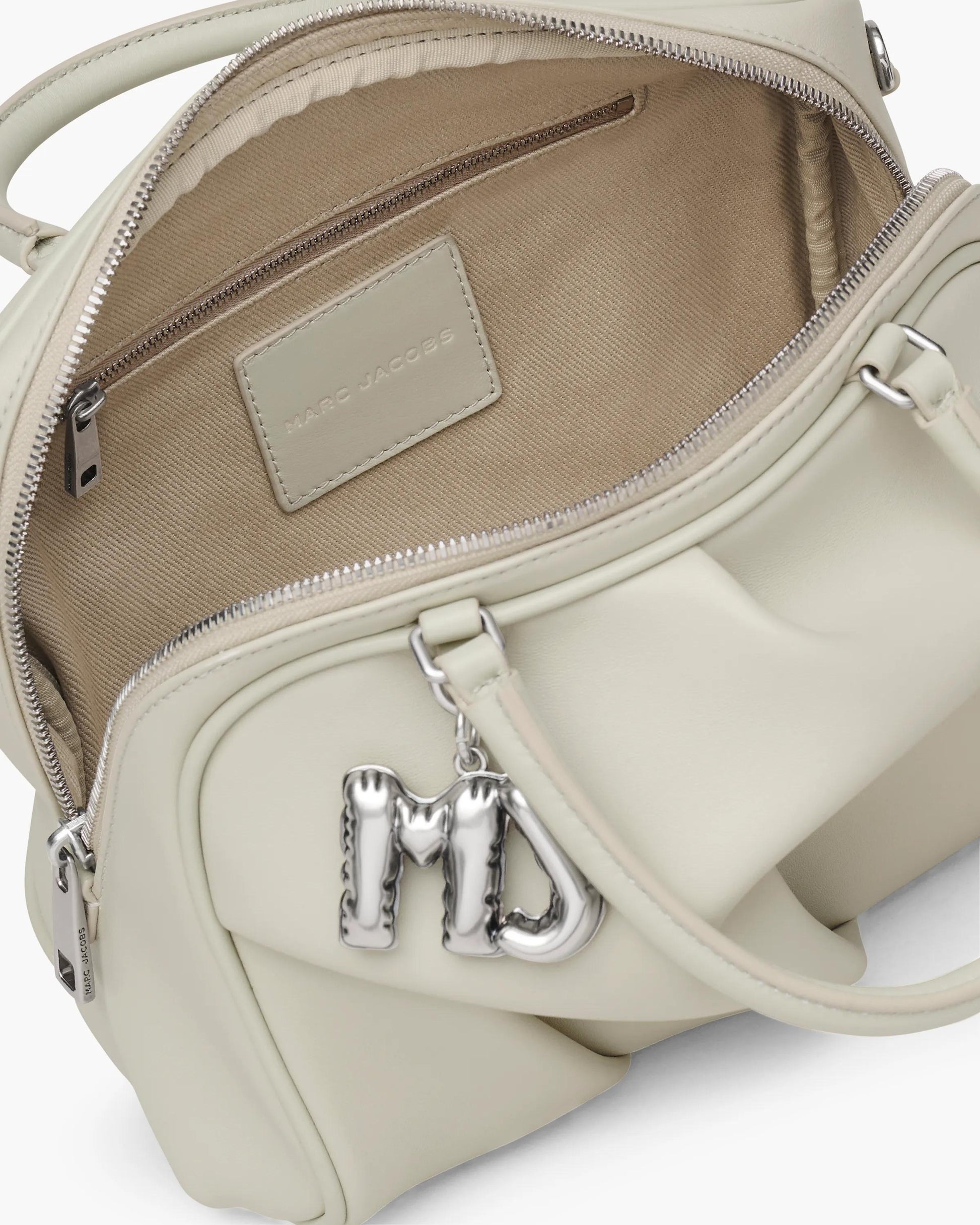Bolsa Marc Jacobs The Small Wave, Couro de Carneiro, cor Marfim, vista interna | Original Exports