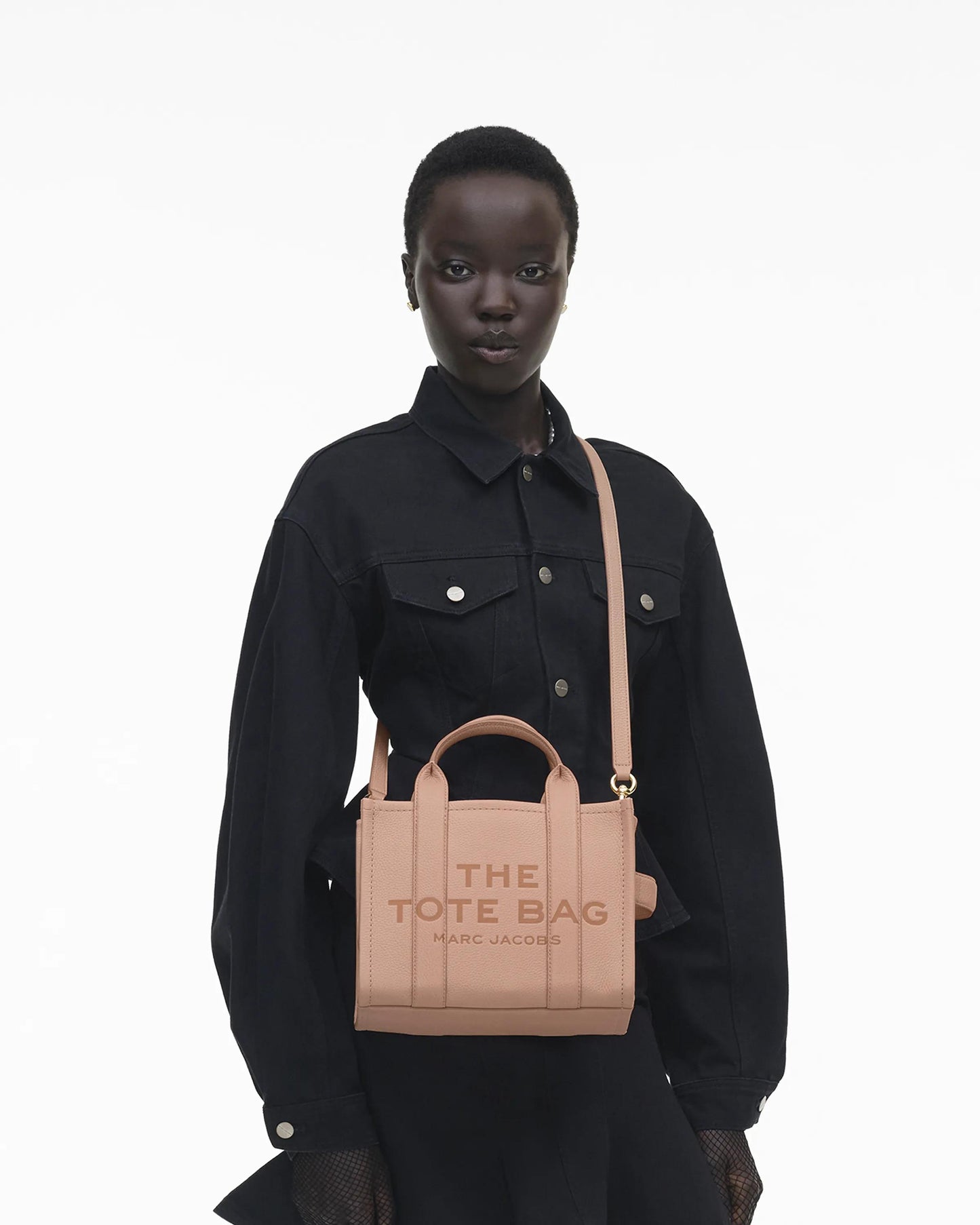 Bolsa Marc Jacobs The Leather Small Tote Bag, Couro Legítimo, cor Rosé, vista lateral | Original Exports