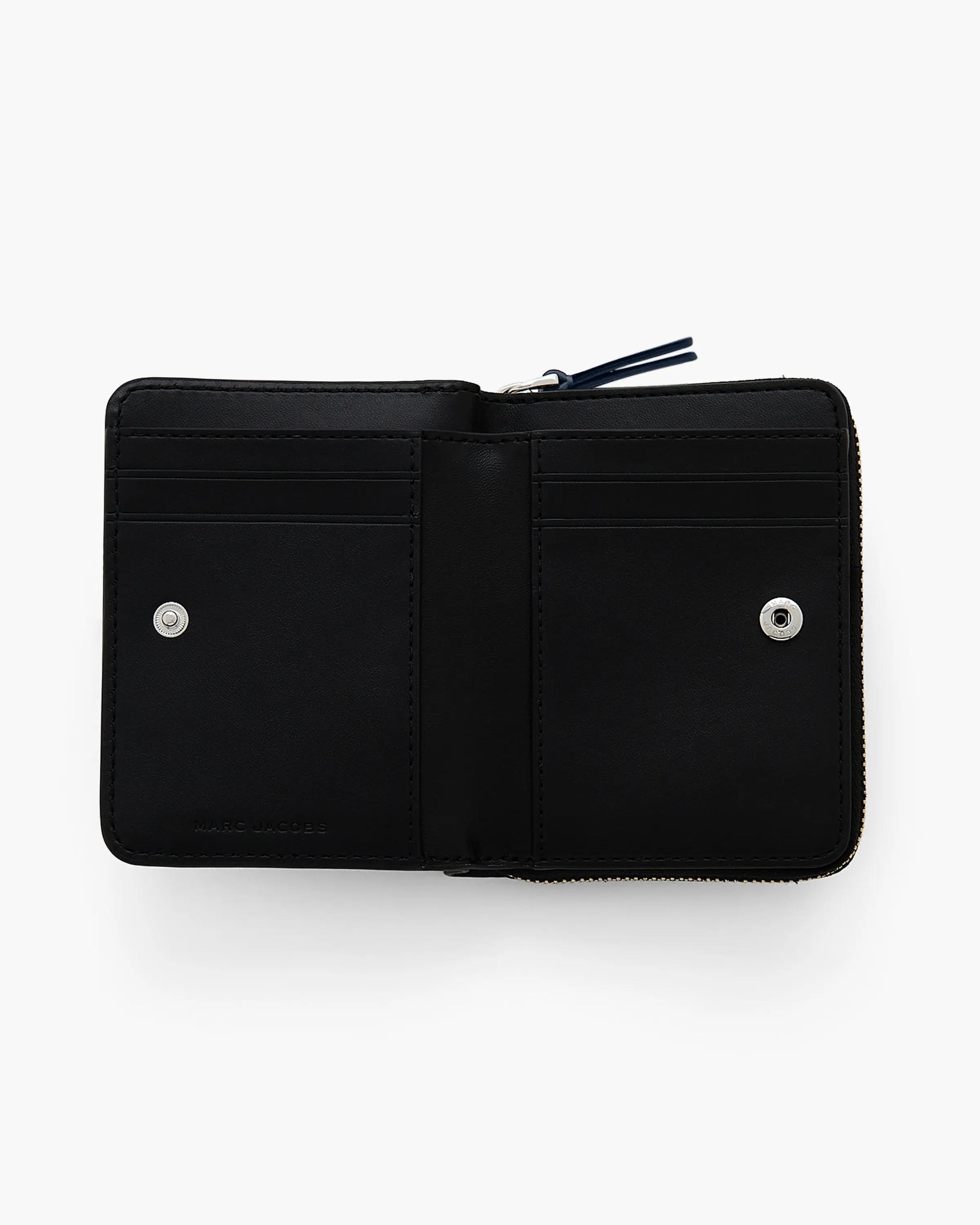 Carteira Marc Jacobs The Leather Mini Compact Wallet, Couro Legítimo, cor Azul Mar, vista lateral | Original Exports