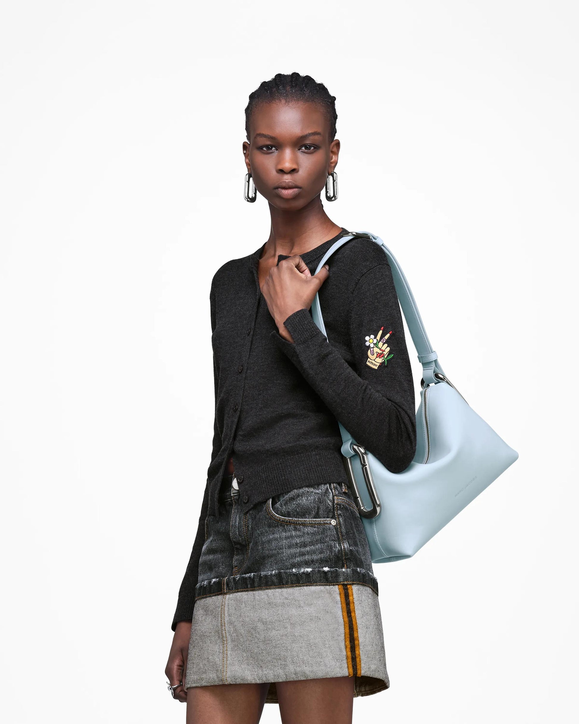 Bolsa Marc Jacobs Scene Medium Shoulder Bag, Couro Legítimo Liso, cor Azul Névoa, detalhe do material | Original Exports