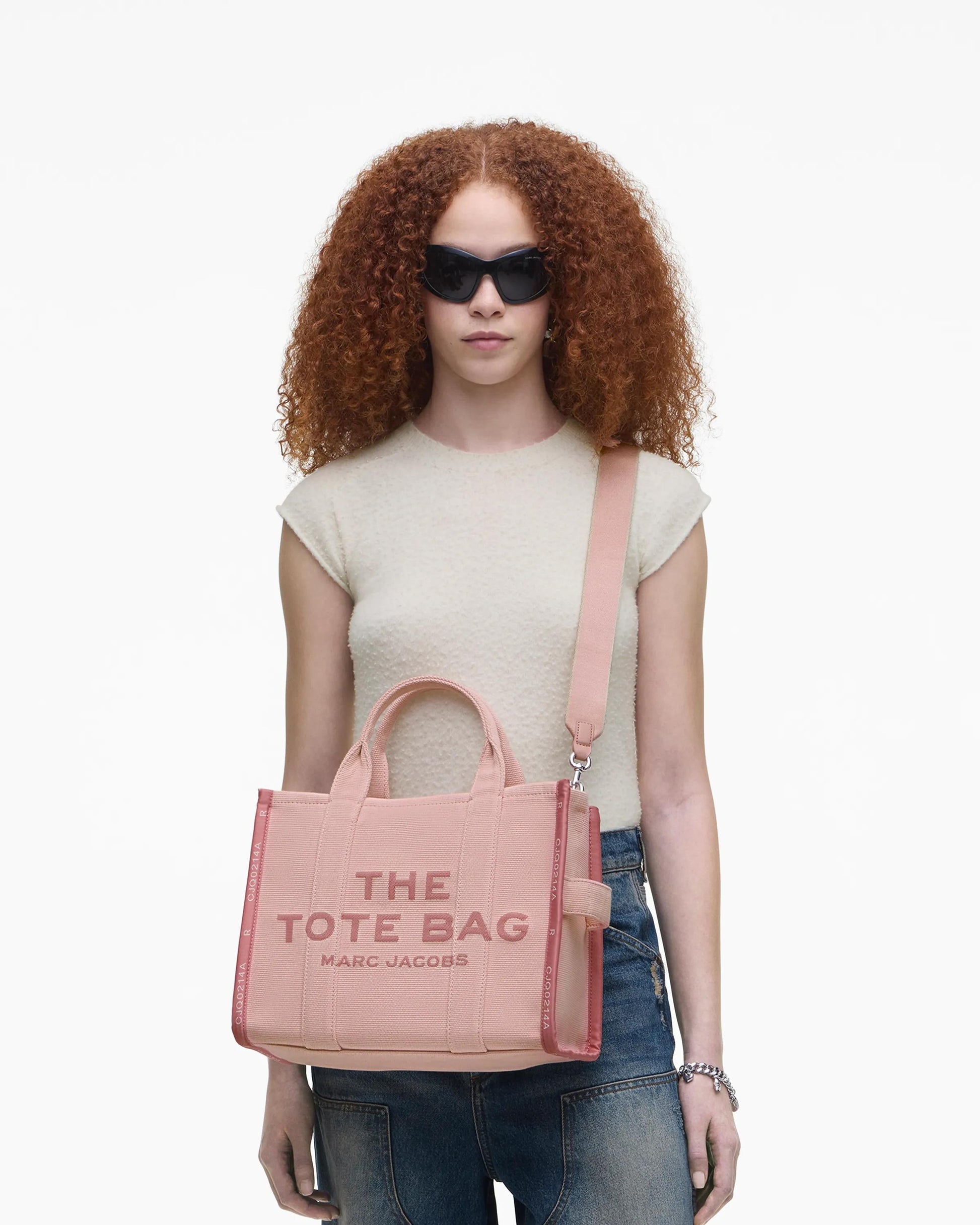 Bolsa Marc Jacobs The Jacquard Medium Tote Bag, Jacquard Tecido de Luxo, cor Rosé, vista lateral | Original Exports