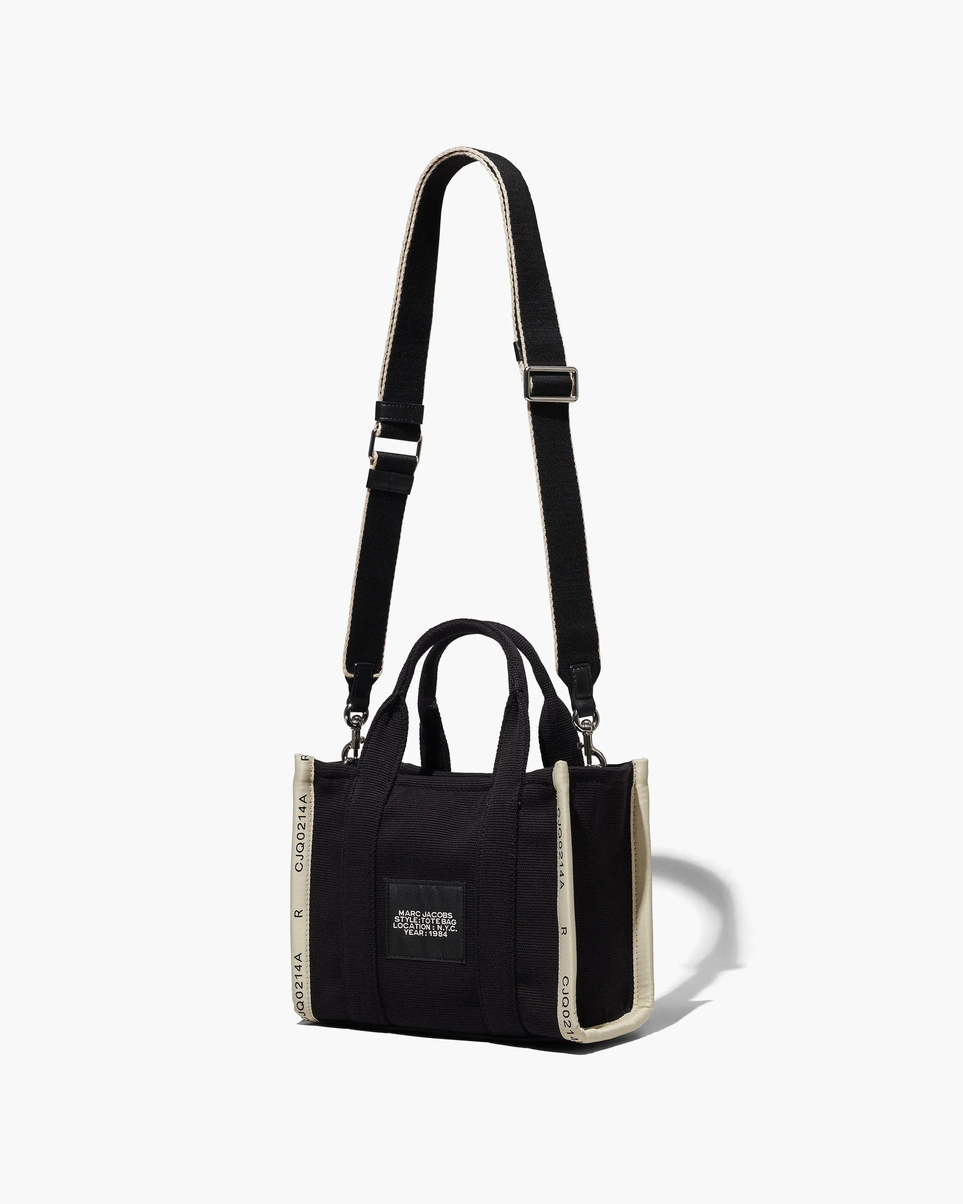 Bolsa Marc Jacobs The Jacquard Small Tote Bag, Jacquard Tecido de Luxo, cor Preto, detalhe do material | Original Exports