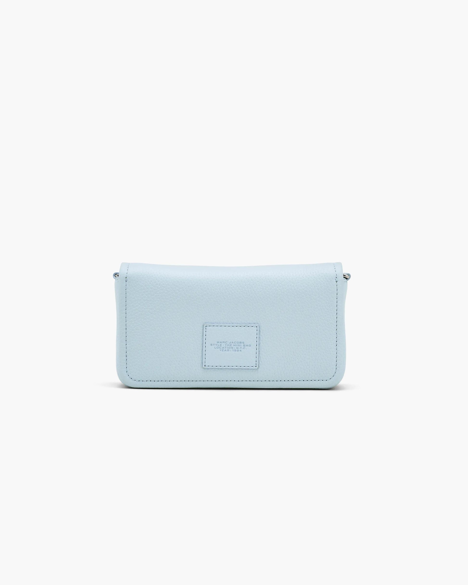 Bolsa Marc Jacobs The Leather Mini Bag, Couro Legítimo, cor Azul Nuvem, detalhe do material | Original Exports
