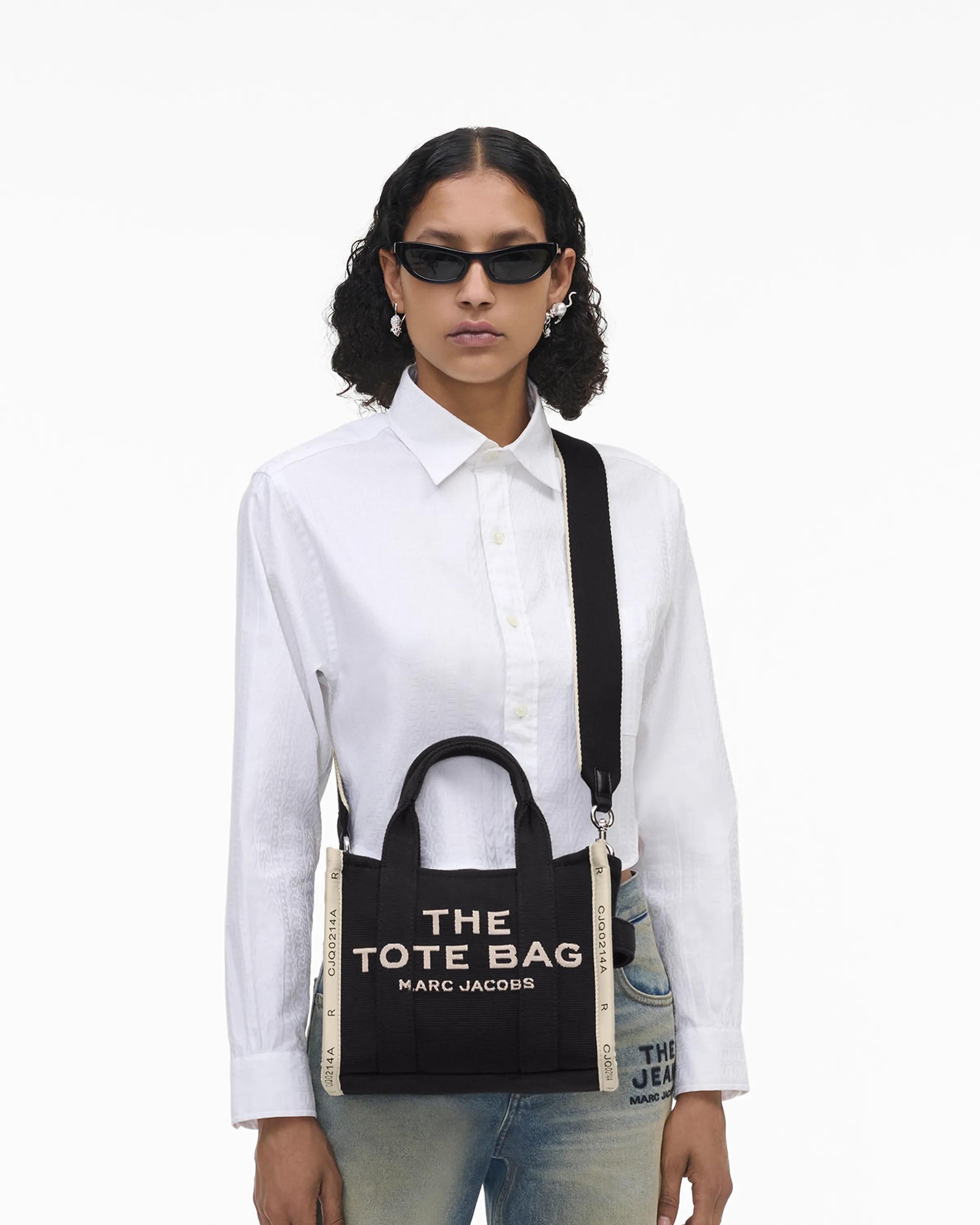 Bolsa Marc Jacobs The Jacquard Small Tote Bag, Jacquard Tecido de Luxo, cor Preto, vista lateral | Original Exports