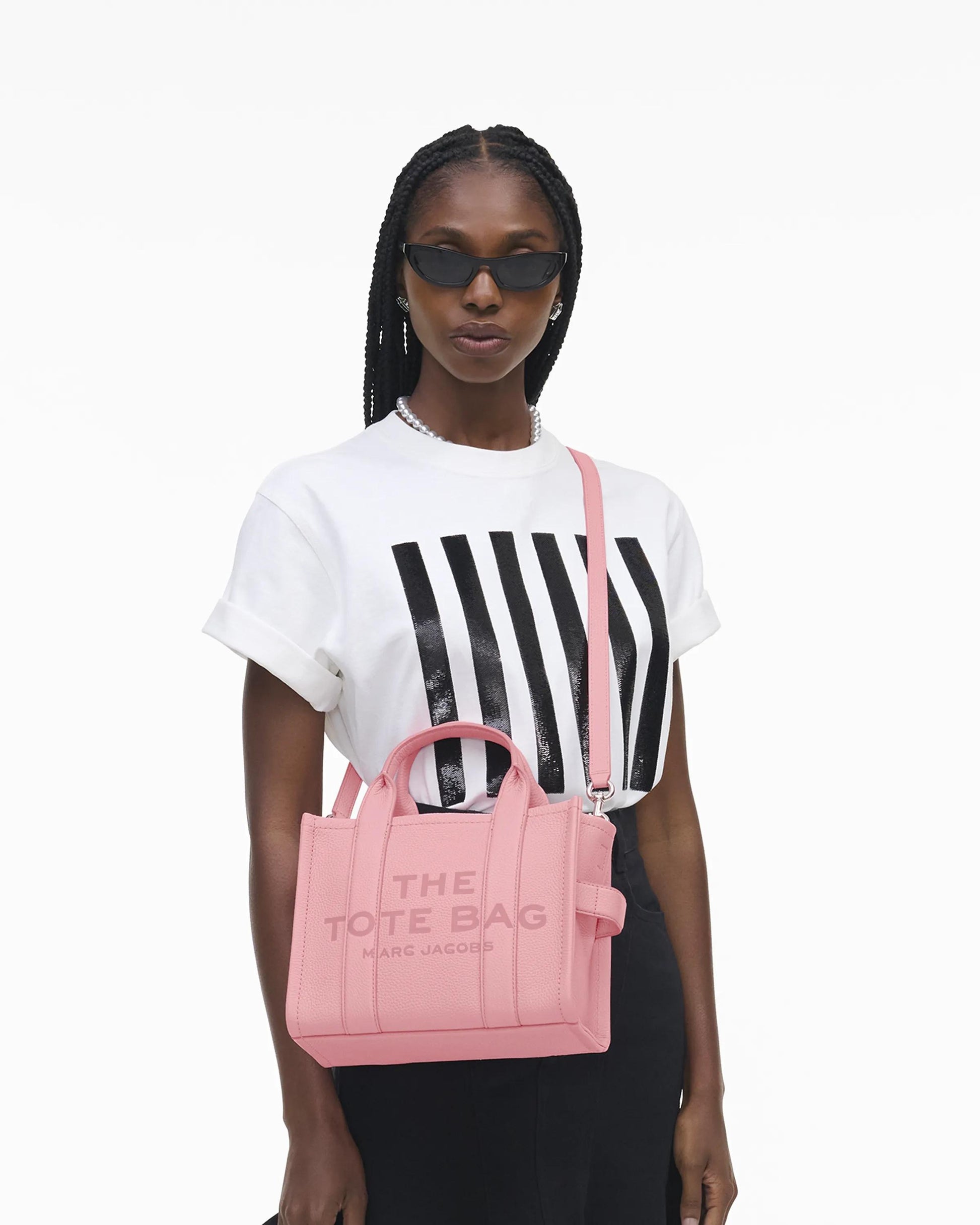 Bolsa Marc Jacobs The Leather Small Tote Bag, Couro Legítimo, cor Rosa Fita, vista lateral | Original Exports