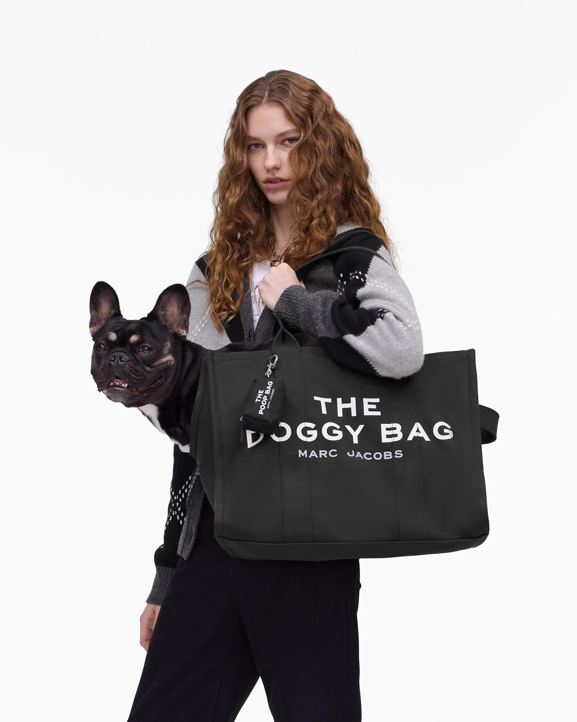 Bolsa Marc Jacobs The Doggy Bag, Lona resistente com forro impermeável lavável, cor Preto, vista lateral | Original Exports